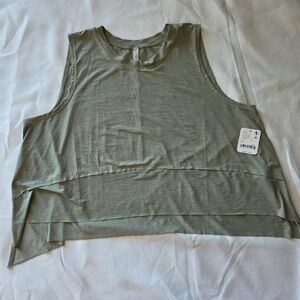 Relaxed Layered Crop Tank Top In Sage Stone